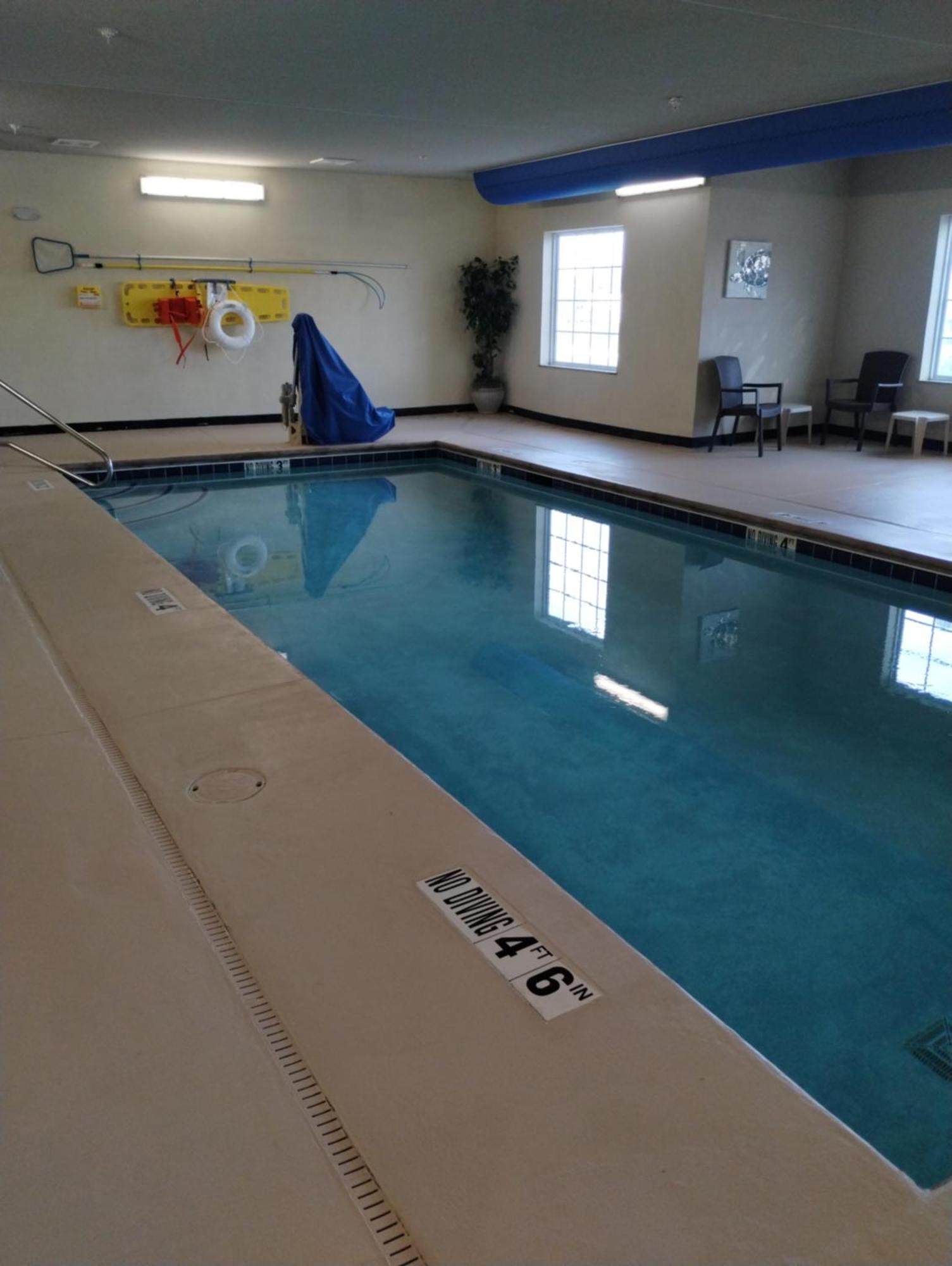 Cobblestone Hotel & Suites - Greenville Esterno foto