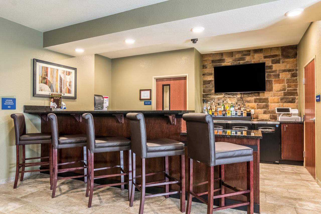 Cobblestone Hotel & Suites - Greenville Esterno foto