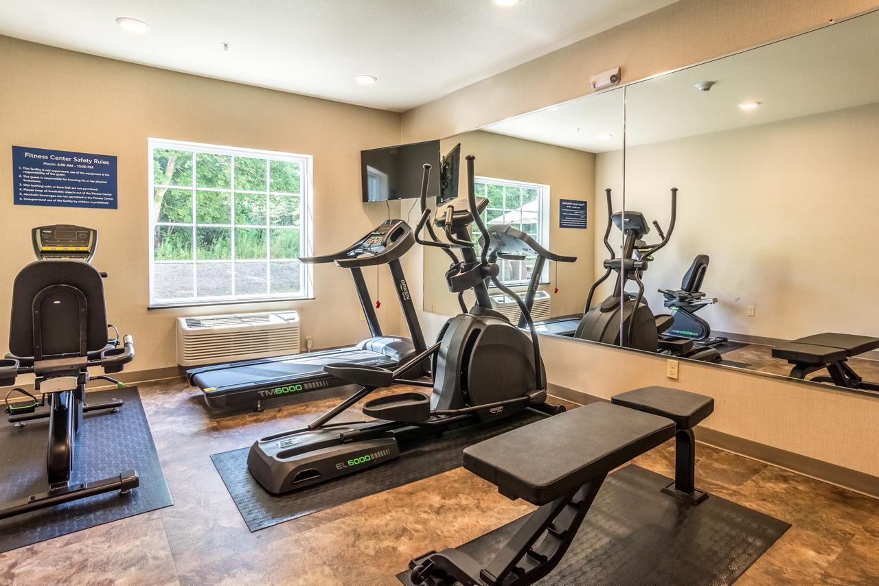 Cobblestone Hotel & Suites - Greenville Esterno foto