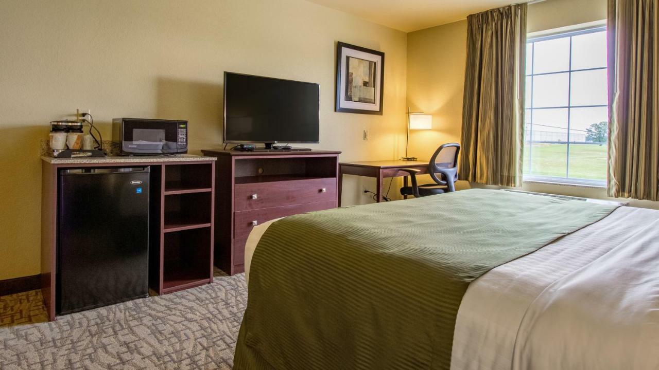 Cobblestone Hotel & Suites - Greenville Esterno foto