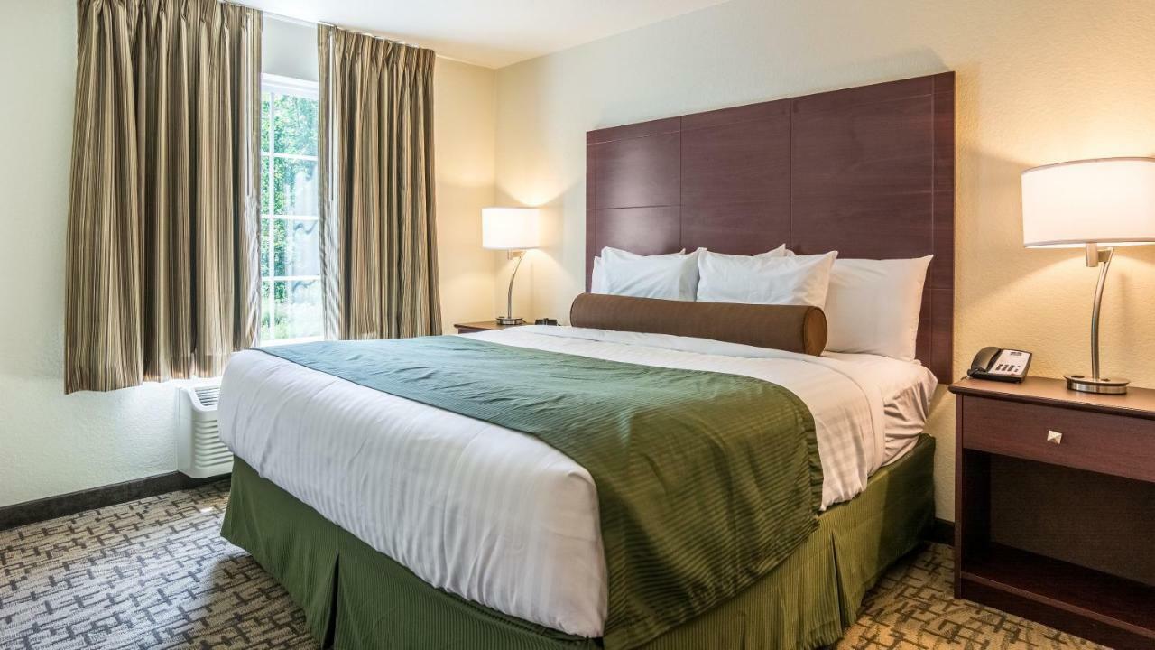 Cobblestone Hotel & Suites - Greenville Esterno foto