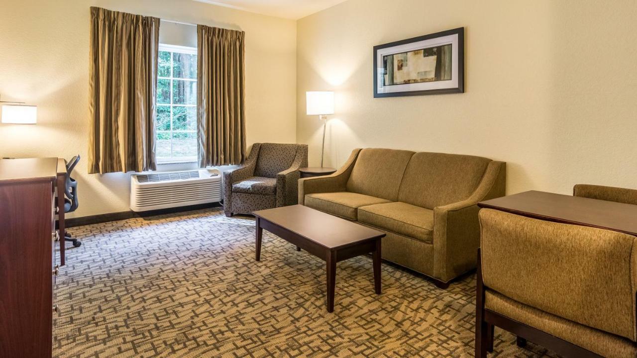 Cobblestone Hotel & Suites - Greenville Esterno foto