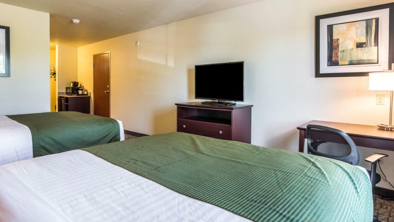 Cobblestone Hotel & Suites - Greenville Esterno foto